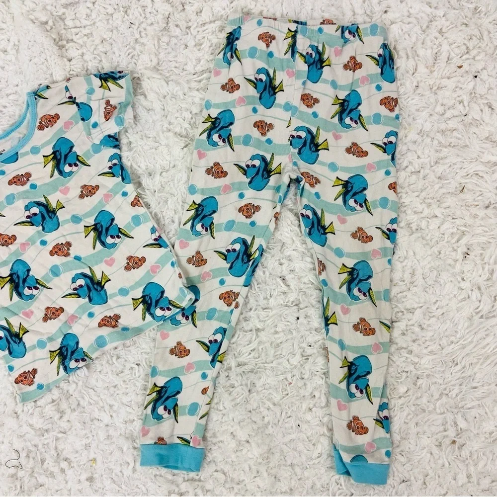 Disney’s Pixar finding Dory Blue Fish Marlon & Dory heart Print Kids Pajama Set